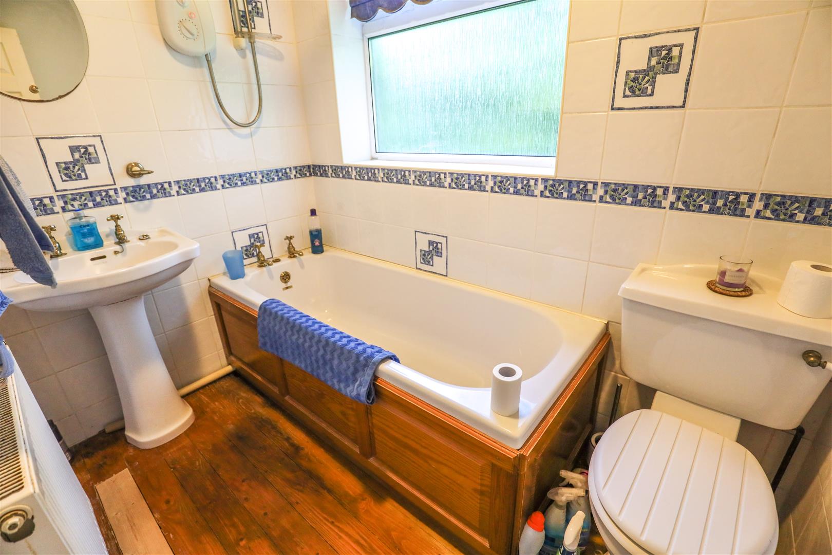 11 Wolfe Close, Cowbridge, Vale of Glamorgan, CF71 7AZ